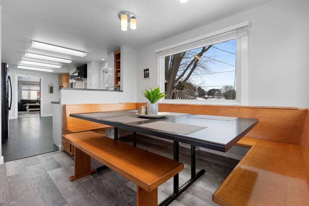 Villa The Meadows à Green Bay Extérieur photo