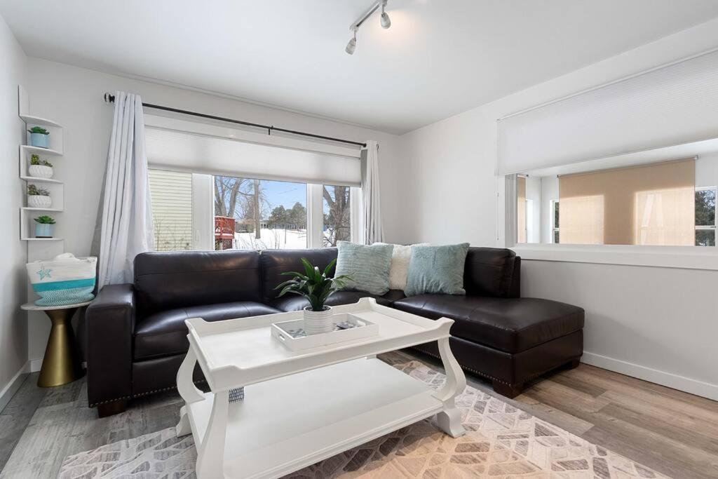 Villa The Meadows à Green Bay Extérieur photo